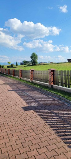 Ригельный профиль, металлические штакетники для забора