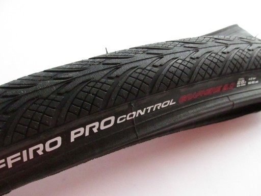 Vittoria Zaffiro Pro Control Graphene 2.0 700 x 28