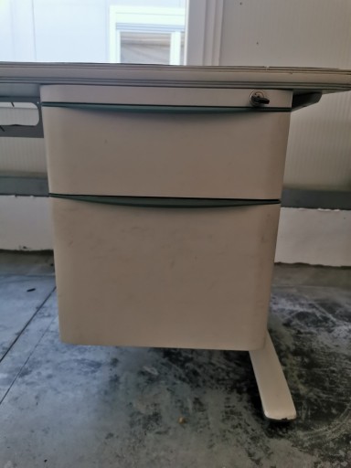 BIURKO MIEMIECKIE SOLIDNE DUŻE DO BIURA SZER. 180 CM l-116