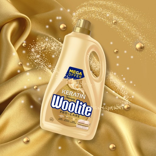 WOOLITE PRO-CARE COLOR and DELICATE Жидкость для стирки одежды с креатином XXL 10,8л