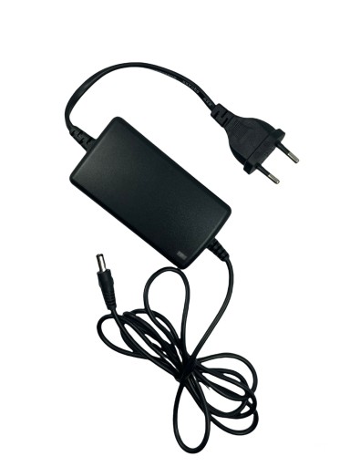 БЛОК ПИТАНИЯ 12В 2.3А 2300мА CYFROWY POLSAT GP-1223C