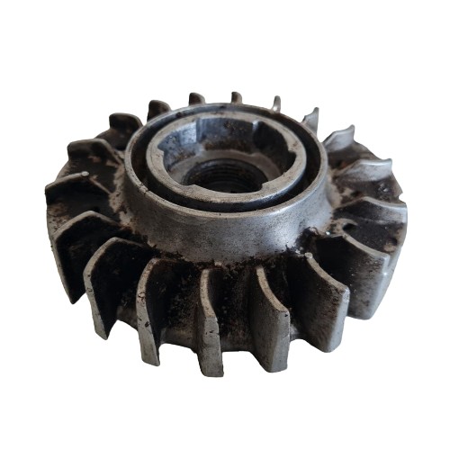 MCCULLOCH TITAN 620 MAGNETO KOŁO MAGNESOWE