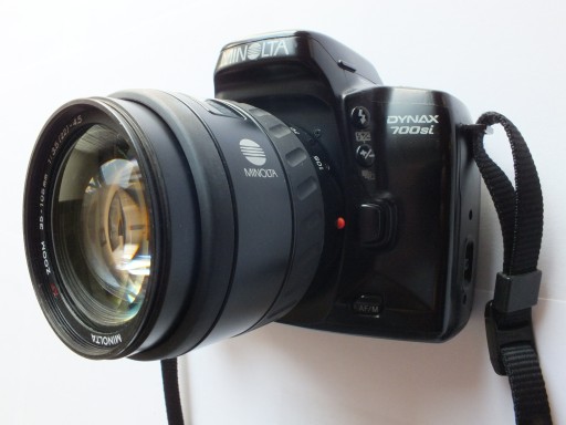 Minolta Dynax 700 si + AF Zoom 35–105 мм 1:3,5–4,5