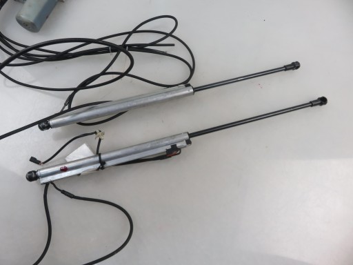 МОТОР ВЕРХА OPEL TIGRA TwinTop (X04) 93162375 C101872282