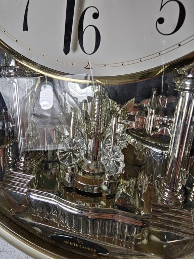 Кварцевые часы Meister Anker с 12 мелодиями.