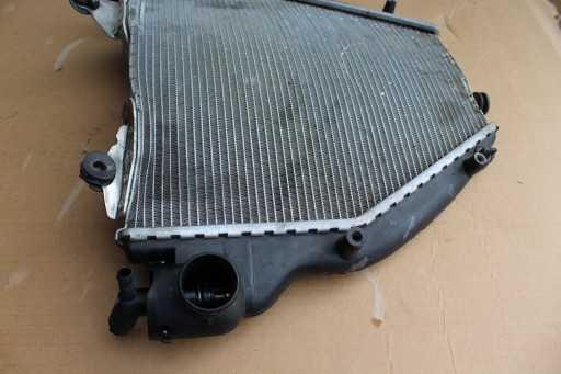 K1600GT K1600 GT GTL ВОДООХЛАДИТЕЛЬ