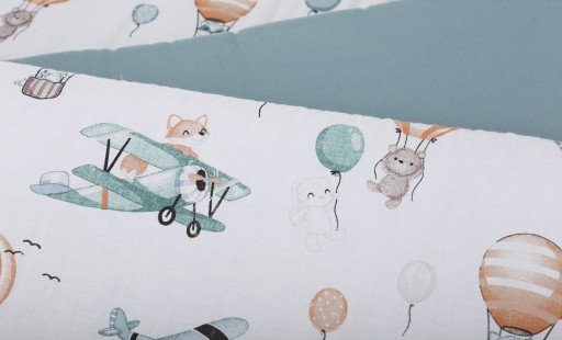 ДВУХСТОРОННЯЯ КРОВАТЬ С КОВРИКОМ 180х30см BABYMAM