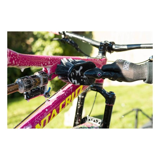 MUC-OFF SOFT WASHING щеточка для чистки