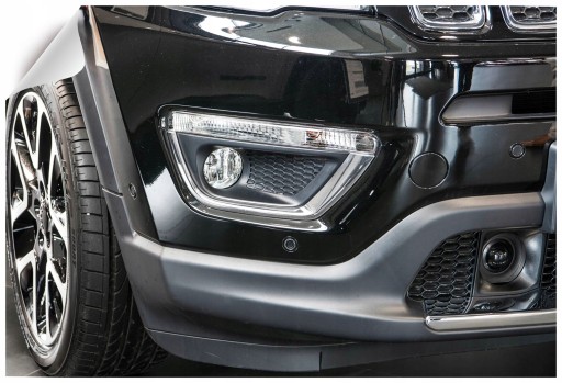 JEEP COMPASS II 17+ ДЕКОРАТИВНЫЕ ХРОМИРОВАННЫЕ ГАЛОГЕННЫЕ ПОЛОСКИ