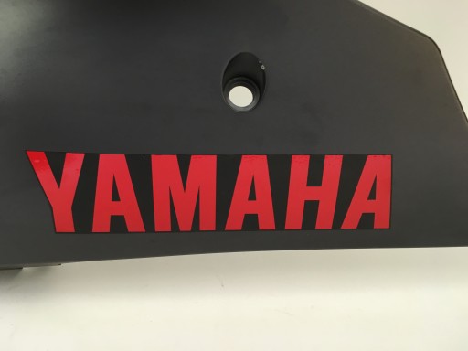 YAMAHA YZF-R6 RJ15 08- Боковая крышка обтекателя L