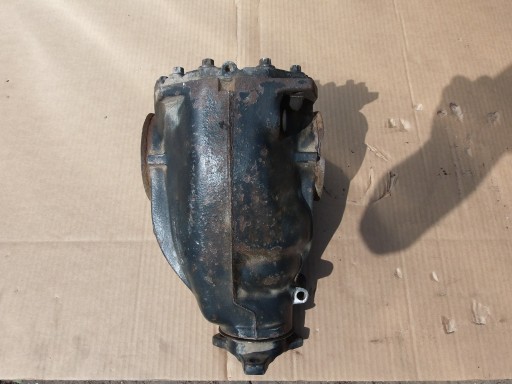 Dyfer Tyl Mercedes C W203 2,2 CDI 2103513308 мост