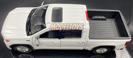 GMC Sierra Denali Crew Cab в масштабе 1:27, Motormax 79362