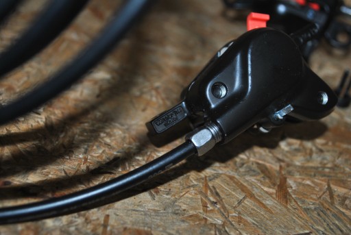 SHIMANO BR-MT200 - Комплект гидравлических тормозов