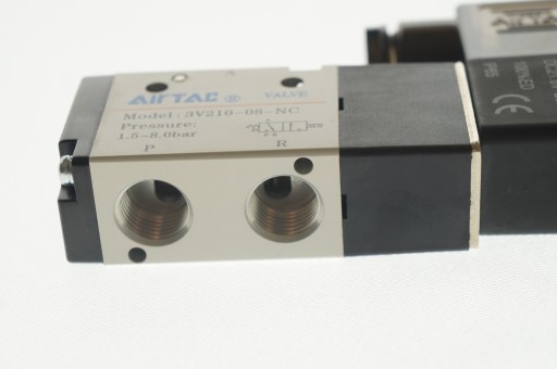ЭЛЕКТРОМАГНИТНЫЙ КЛАПАН AIRTAC 3V210-08 3/2-1/4-24 В постоянного тока
