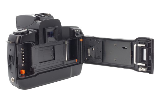 CANON EOS 5 – камера для любых погодных условий