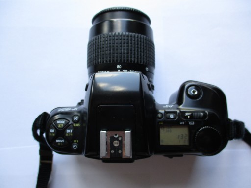Nikon F-601 + Nikon AF Nikkor 35-80 мм 1:4-5.6D