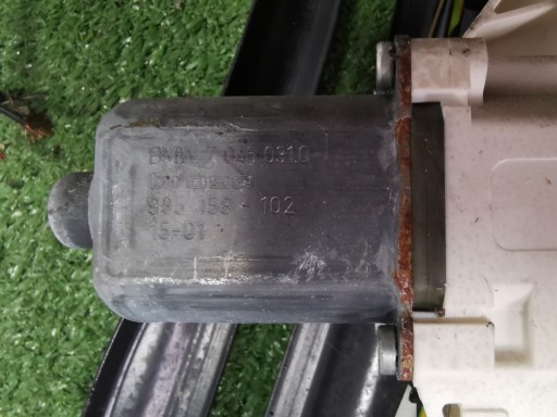 BMW F23 PODNOŚNIK SZYBY KAROSERYJNEJ BOCZNA PRAWA 2572946