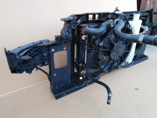 HYUNDAI ELANTRA PAS PRZOD CHLODNICE KPL 1,8 BENZYN