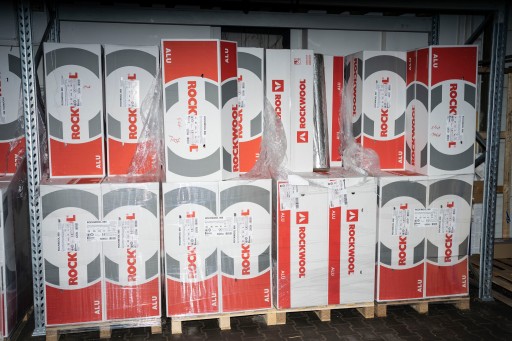 Корпус ROCKWOOL, минеральная вата 22/20 см, утеплитель 800 ALU MB 2,2/2 см.