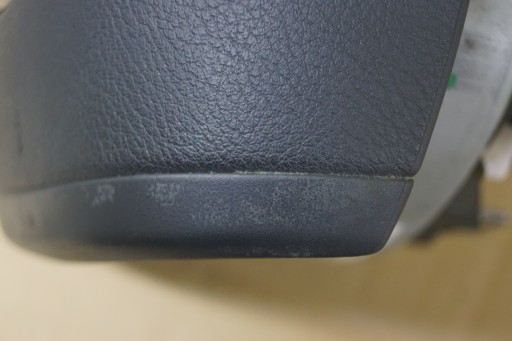 ПОДУШКА БЕЗОПАСНОСТИ ВОДИТЕЛЯ VW TOUAREG 7P6880201D