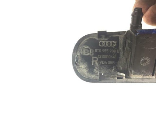 AUDI ФОРСУНКА ОМЫВАТЕЛЯ 8T0955988B