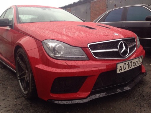 УГЛЕРОДНЫЙ СПОЙЛЕР БАМПЕРА MERCEDES C63 W204