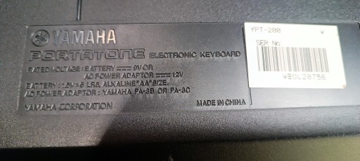 Клавиатура YAMAHA YPT-200