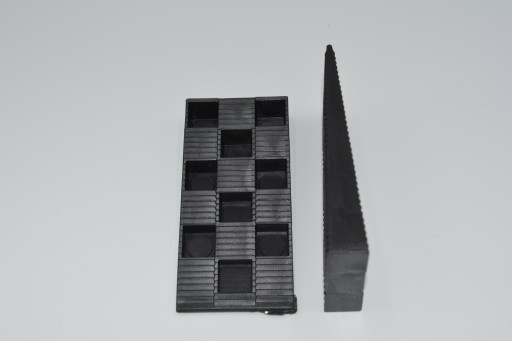Kliny do montażu Okien Drzwi Paneli rozmiar M (15 x 45 x 95 mm) - 50 sztuk