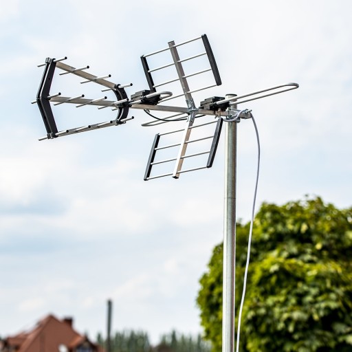 ANTENA SATELITARNA KIERUNKOWA DO TV NAZIEMNEJ DVBT 2 ZEWNĘTRZNA LTE UHF 4K