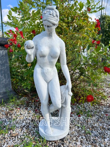 Figura Ogrodowa Wenus z Jabłkiem Figurka Betonowa