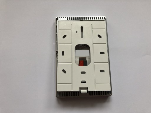 Комнатный блок KNX SIEMENS, контроллер QMX