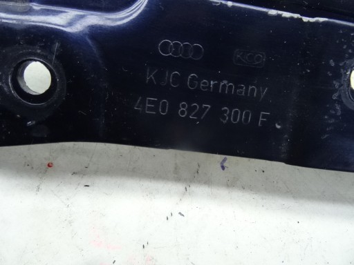 4E0827300H AUDI A8 D3 ПЕТЛЯ КРЫШКИ БАГАЖНИКА