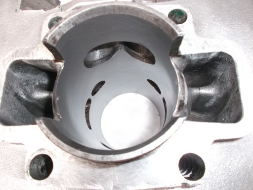 MZ ETZ 251 CYLINDER TŁOK. ZESTAW BEZ PRZEBIEGU DDR