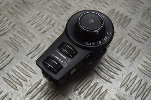 РУЧКА ЛАМПЫ JEEP CHEROKEE KL 68154356AB