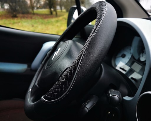 Peugeot 206 207 307 308 Partner Чехлы на руль 1 2 Черный Премиум