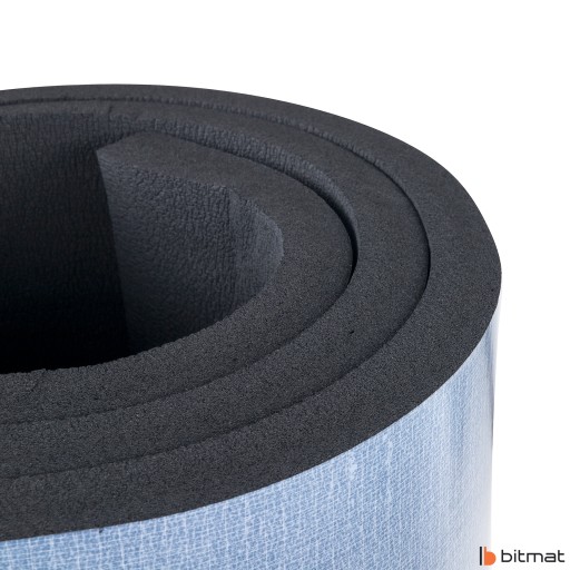 Шумоизоляционная пена MAT RUBBER 40мм 50х100см для жестяного гаража