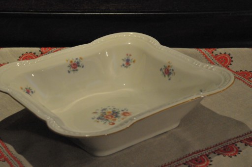 Koenigszelt Karola ecru квадратный салатник 24,5 x 24,5 x 6,5 см цветы