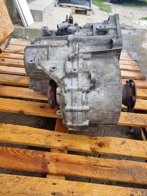 Коробка передач Volkswagen Passat b8 2.0 TDI 6 Speed ​​Пробег 177622 км.