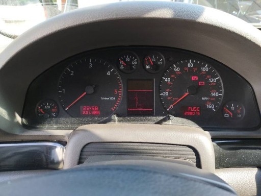 ЧАСЫ СЧЕТЧИКА A4 B5 AUDI A4