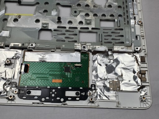 OBUDOWA GÓRNA PALMREST Packard Bell LV44HC