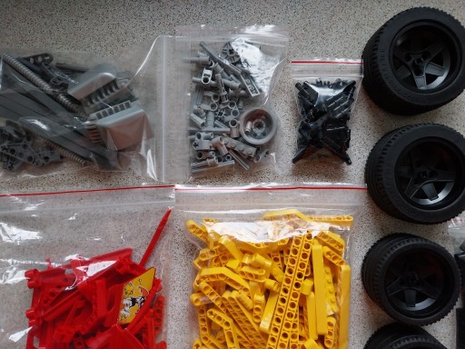 LEGO technic 8146 Нитро Маслкар.