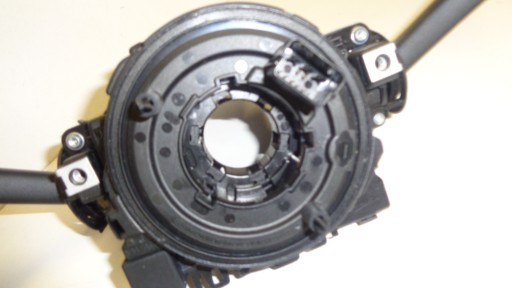 ПЕРЕКЛЮЧАТЕЛЬ В СБОРЕ VW SEAT SKODA 5Q1953521P