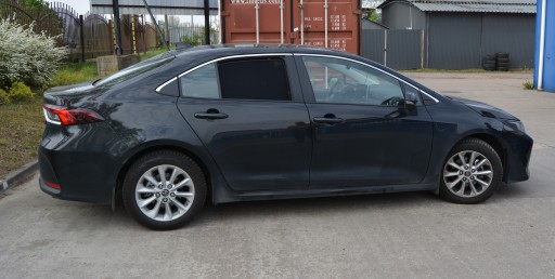 ZASŁONKI NA MAGNESACH TOYOTA AVENSIS III T27 SEDAN