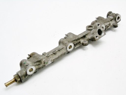РЕЙКА ВПРЫСКА 3.0 V6 VVTI GS300 IS300 CROWN