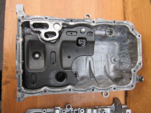 KIA CEED HYUNDAI 1.6 CRDI D4FE ВСТАВКА КРЫШКИ ВАЛА МАСЛЯНОГО ПОДДОНА
