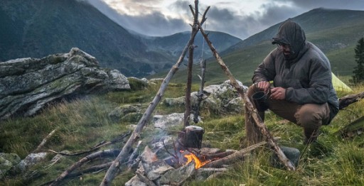 Мужская ветровка с капюшоном WINDRUNNER HELIKON Folding Woodland M