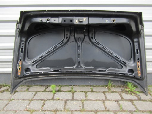 2 ЗАДНЯЯ ДВЕРЬ СЕДАНА MERCEDES W124 85-93