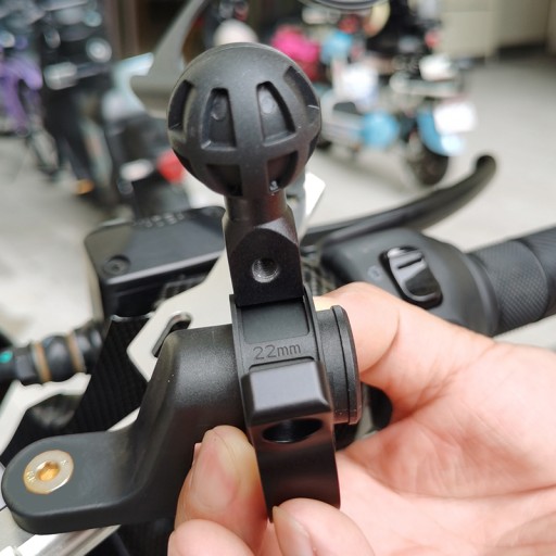 MC7C+ BM28 + BM32 UCHWYT NA TELEFON USB 2.1A MOTOCYKLOWY KIEROWNICA