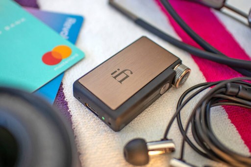 Портативный усилитель для наушников IFI Audio Go Blu