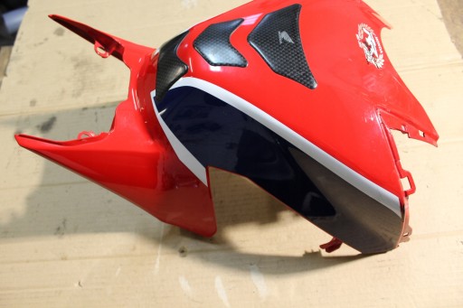 CBR 1000RR SC77 КРЫШКА КРЫШКА ОБЛИКАТЕЛЬ БАКА